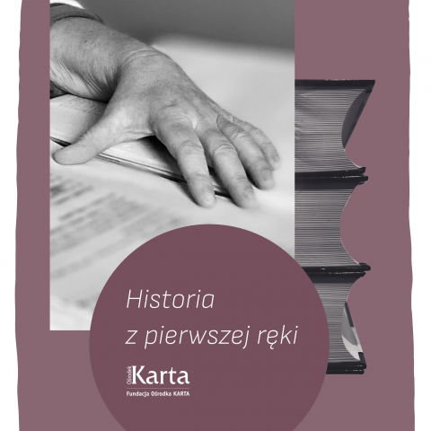 Zdjęcie promujące projekt "Historia z pierwszej ręki" przedstawia stos książek oraz dłoń.